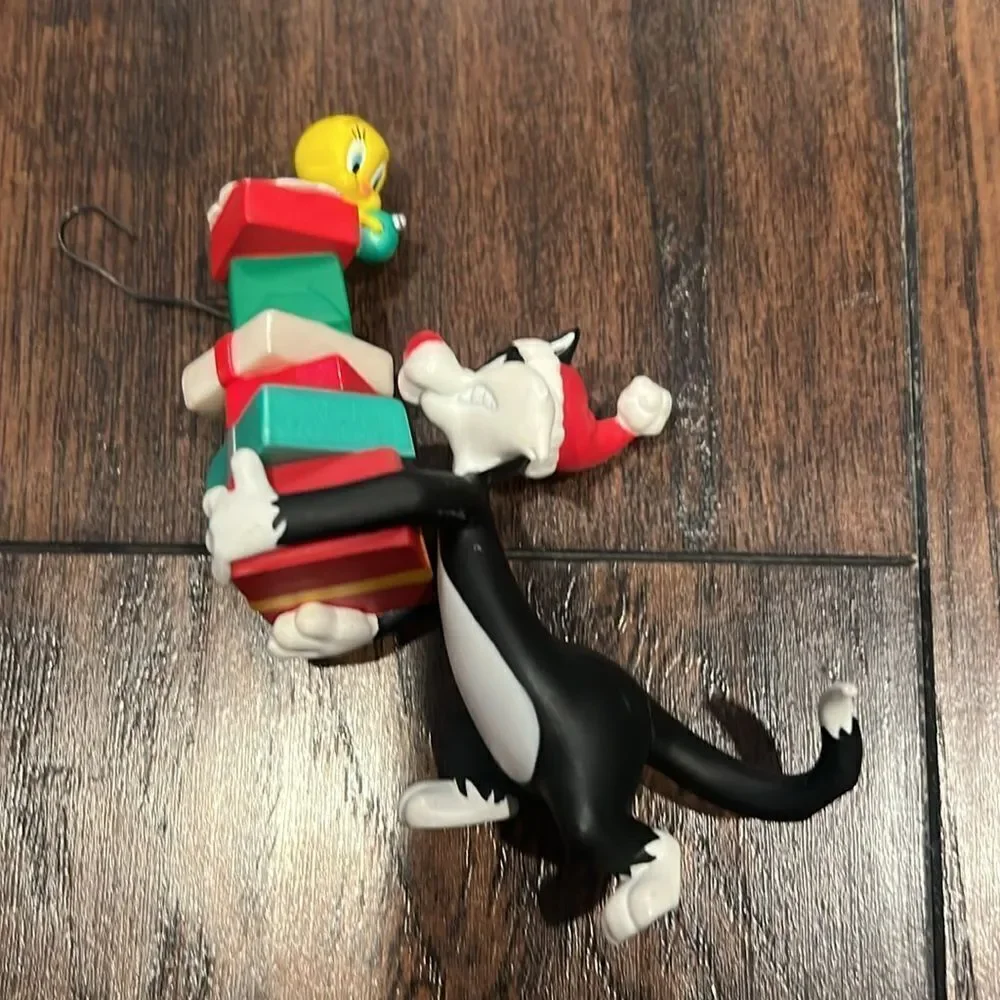 3 vintage hallmark ornaments cool cartoon characters Winnie the Pooh ,Bugs bunny